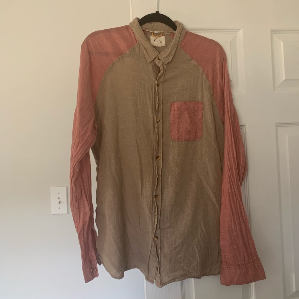 Men’s button down casual shirt light weight